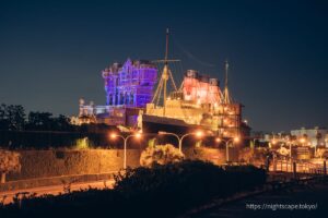 Tokyo Disney Sea attractions that light up.