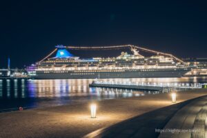 Luxury cruise ship docked at Yokohama Hammerhead