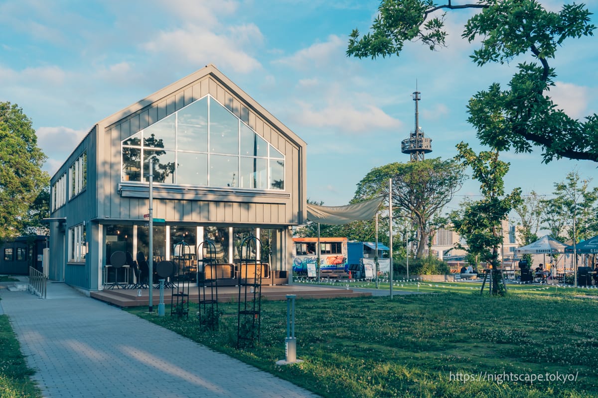 Cafe in the park