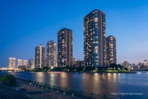 Night view of Etchujima Park