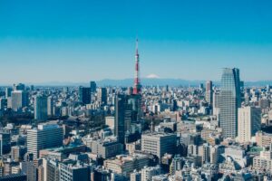 이른 아침의 도쿄타워와 후지산의 경치