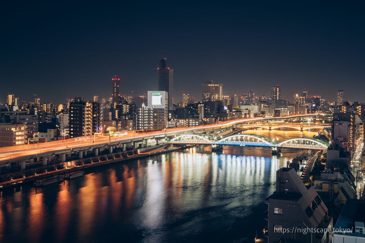 橫跨隅田川的燈光穩定橋