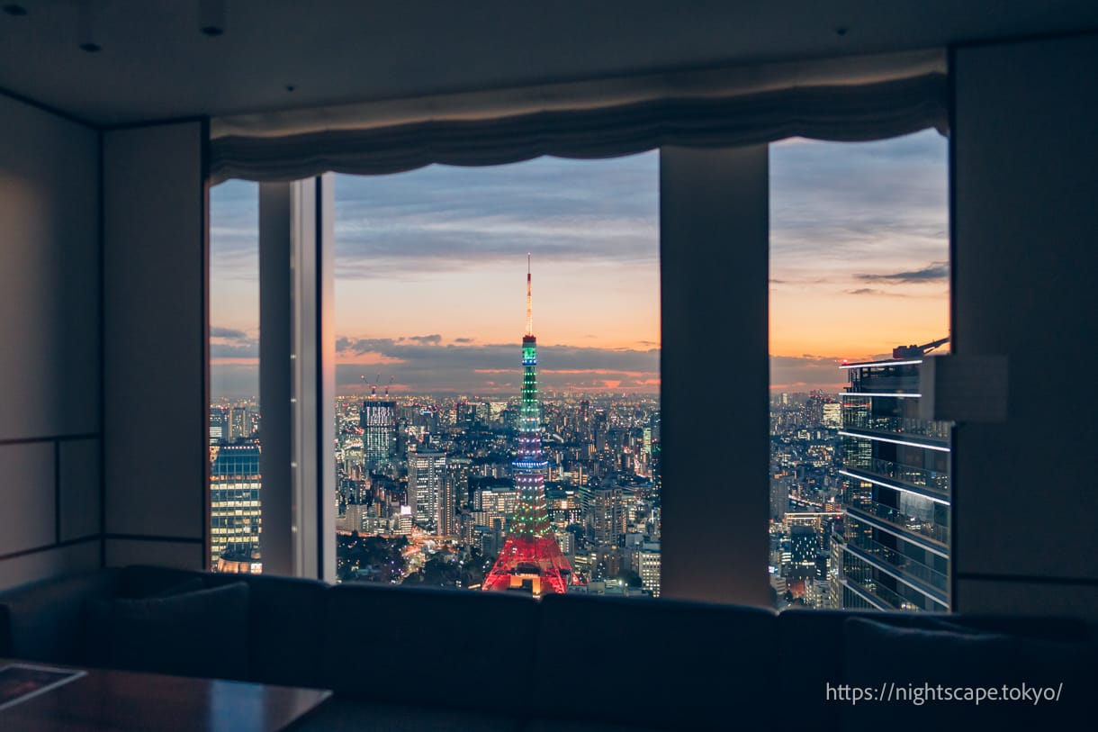 アンダーズ東京の客室から眺める東京タワー