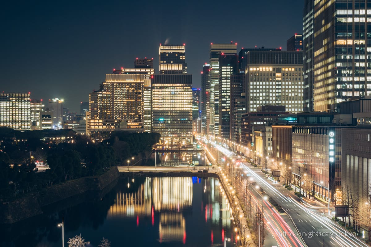 東京ミッドタウン日比谷・展望台から望む大手町方面の夜景