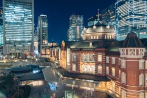旧東京中央郵便局長室から眺める東京駅