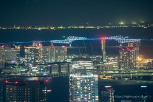 ライトアップされる東京ゲートブリッジ