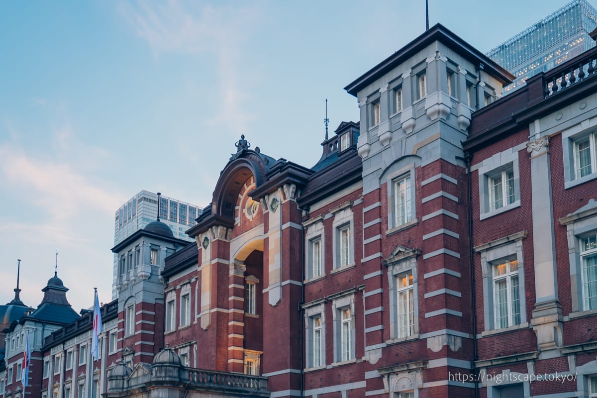 Tokyo Station Marunouchi Building at dusk