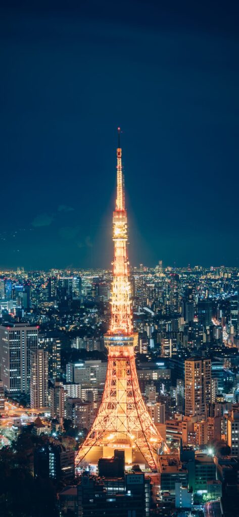 Tokyo Tower lit up (free smartphone wallpaper)