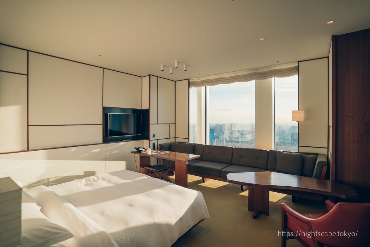 Atmosphere of the rooms at Andaz Tokyo.