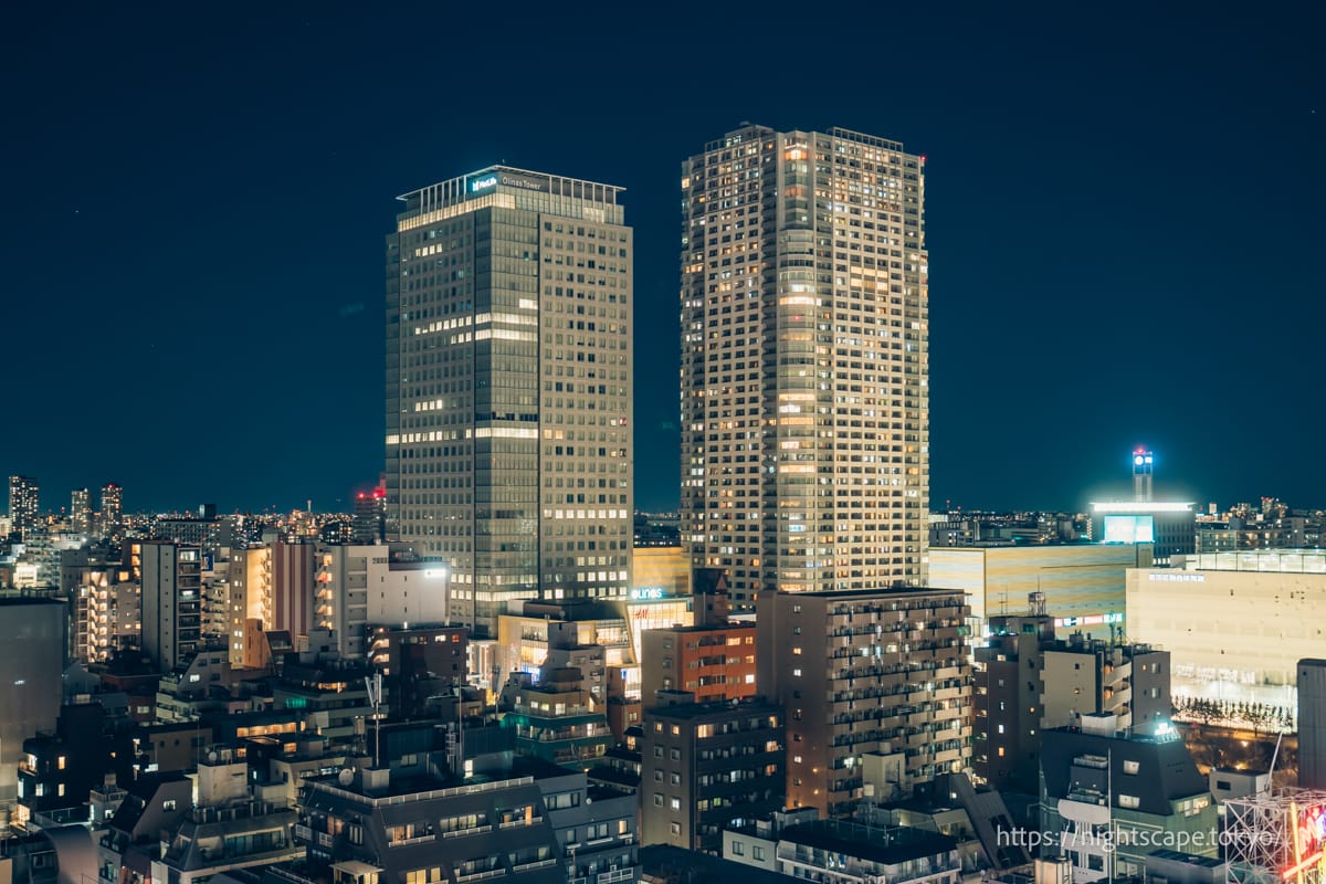 アルカキット錦糸町 屋上展望フロアから眺める高層ビル群